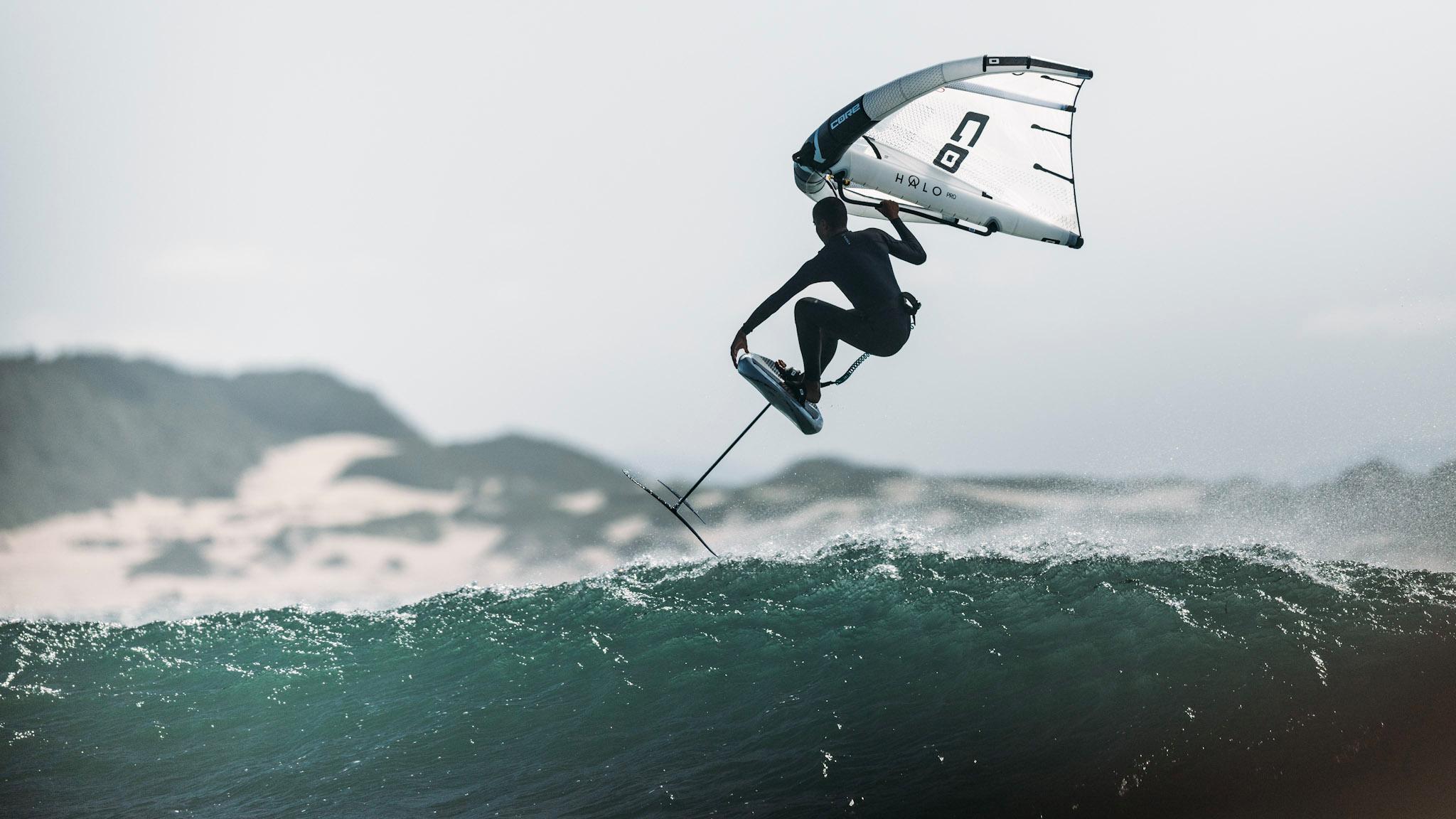 CORE Roamer 2 Wingfoil Board - Efficient Rocker