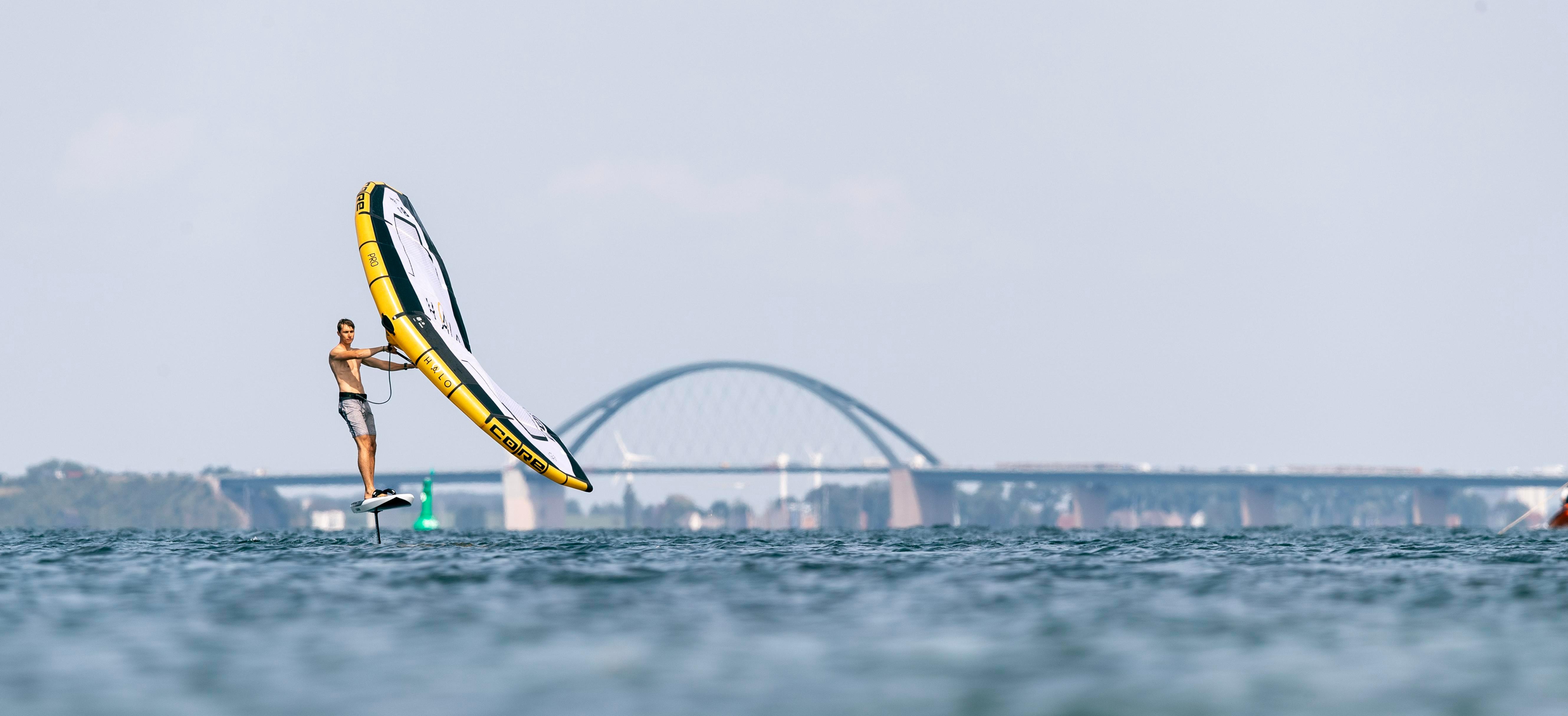 CORE News - Wingfoilen bei Leichtwind auf Fehmarn