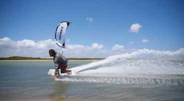 CORE Kiteboarding Pro Team - Taylor Höll